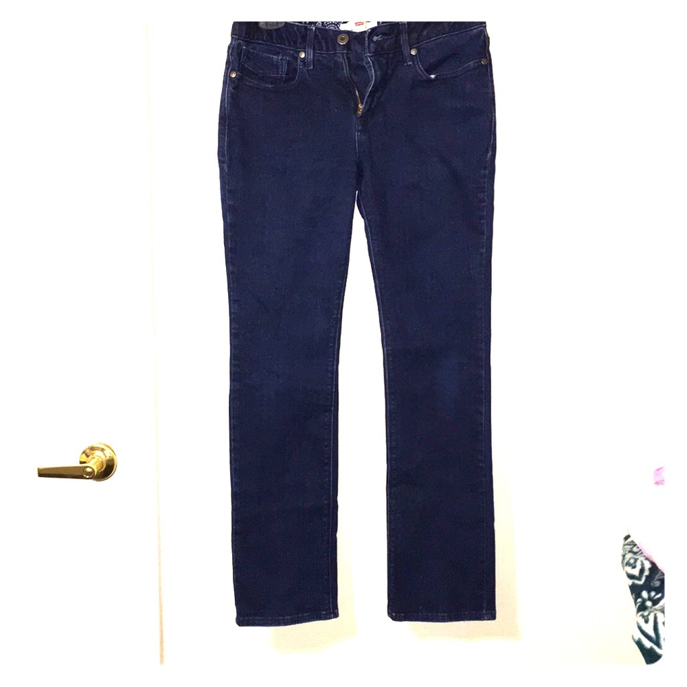 Levi’s straight leg jeans